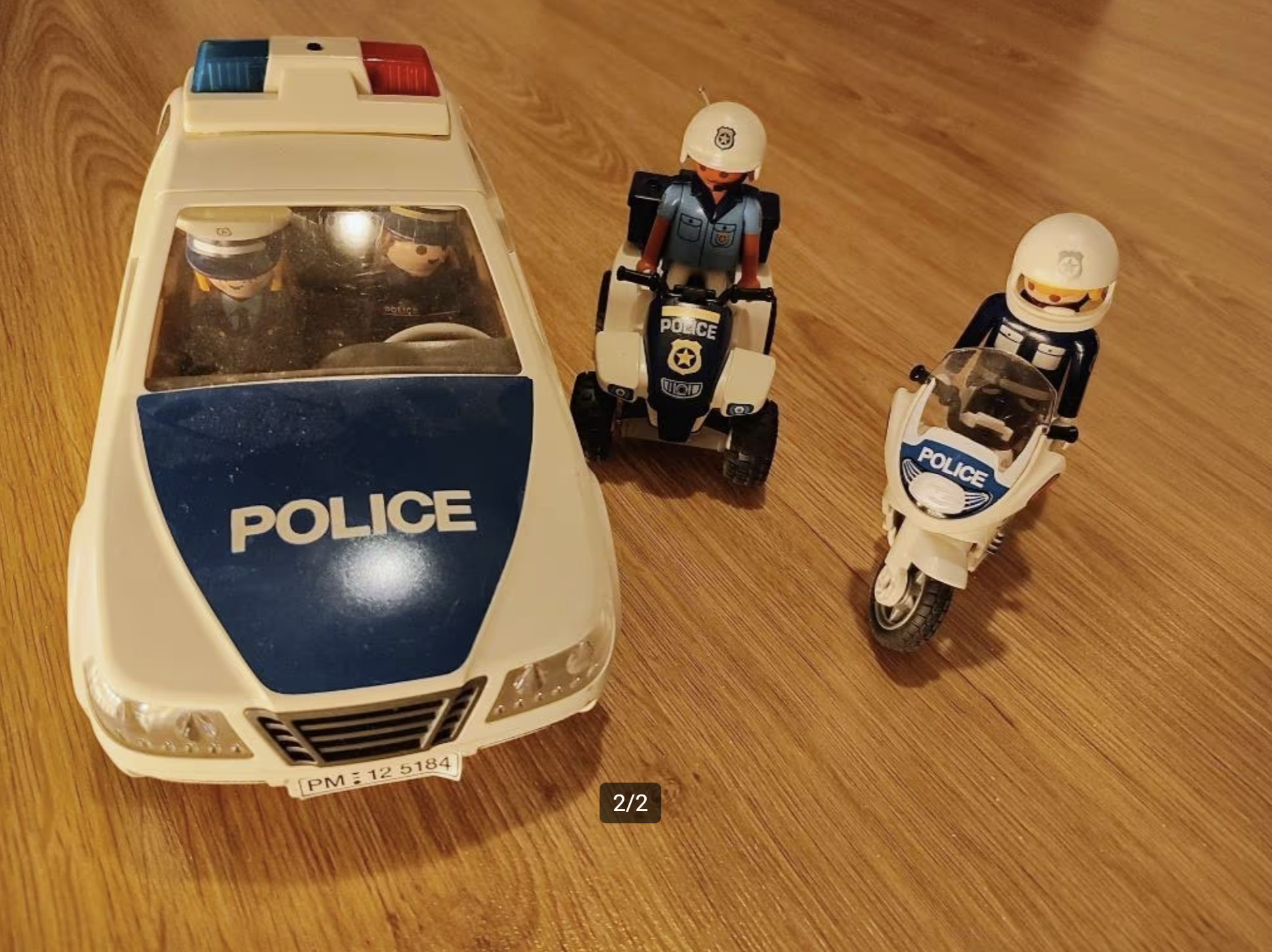 Politiewagen, quad en motor